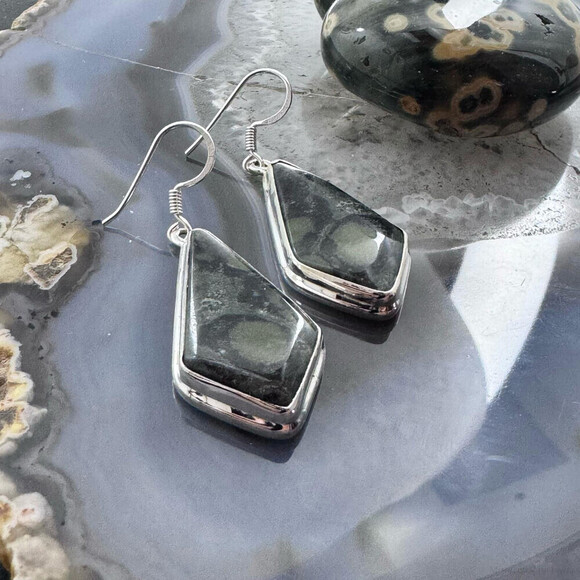 Sterling Silver Southwestern Style Kite Kambaba Jasper Dangle Earrings For Women - Picture 3 of 10